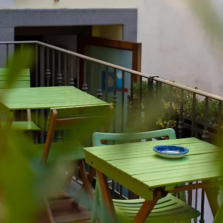 Opera Bed & Breakfast Aeroporto di Catania Fontana Rossa
